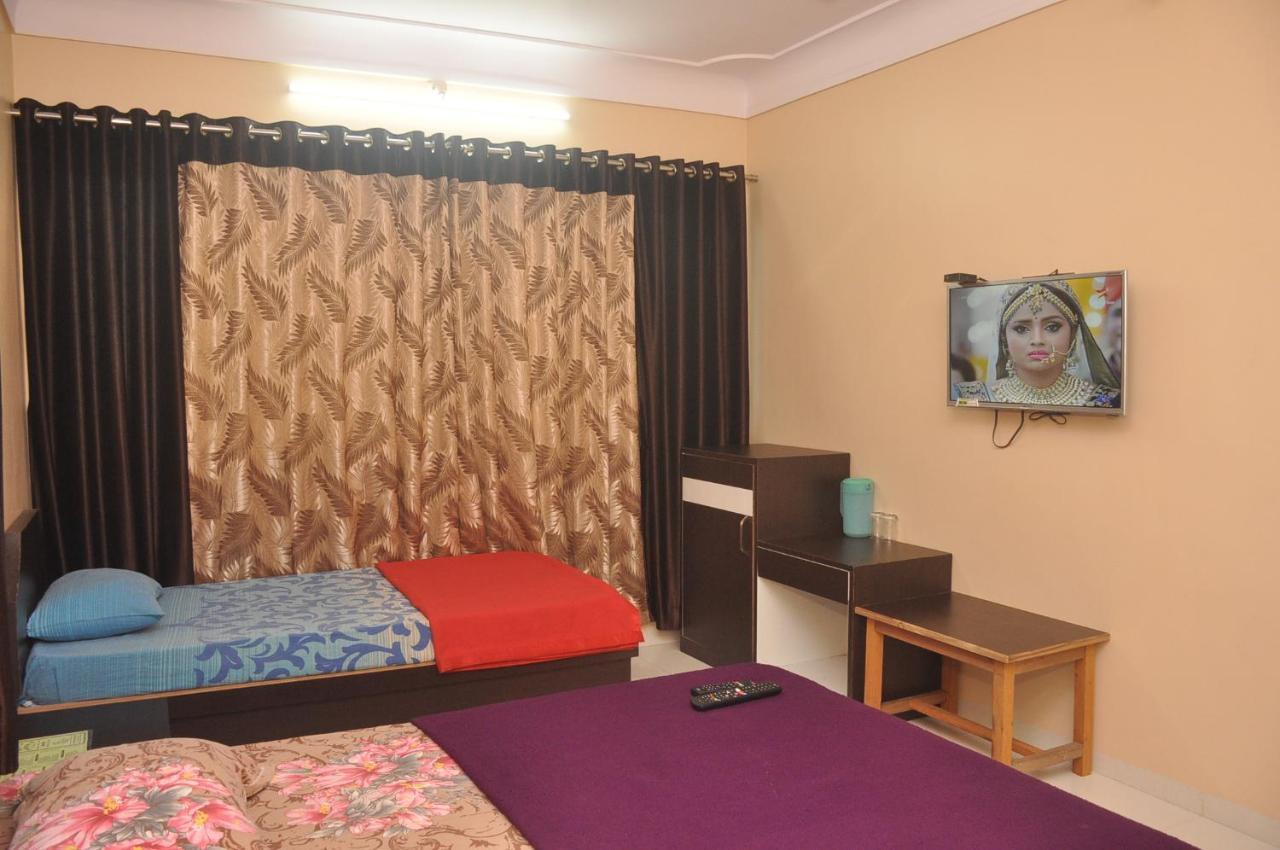 Hunjar House Hotel Панвел Экстерьер фото